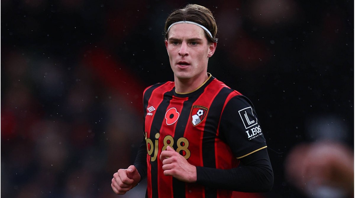 Transfer news LIVE: Bournemouth turn down Scott bid, Arsenal join race for midfielder