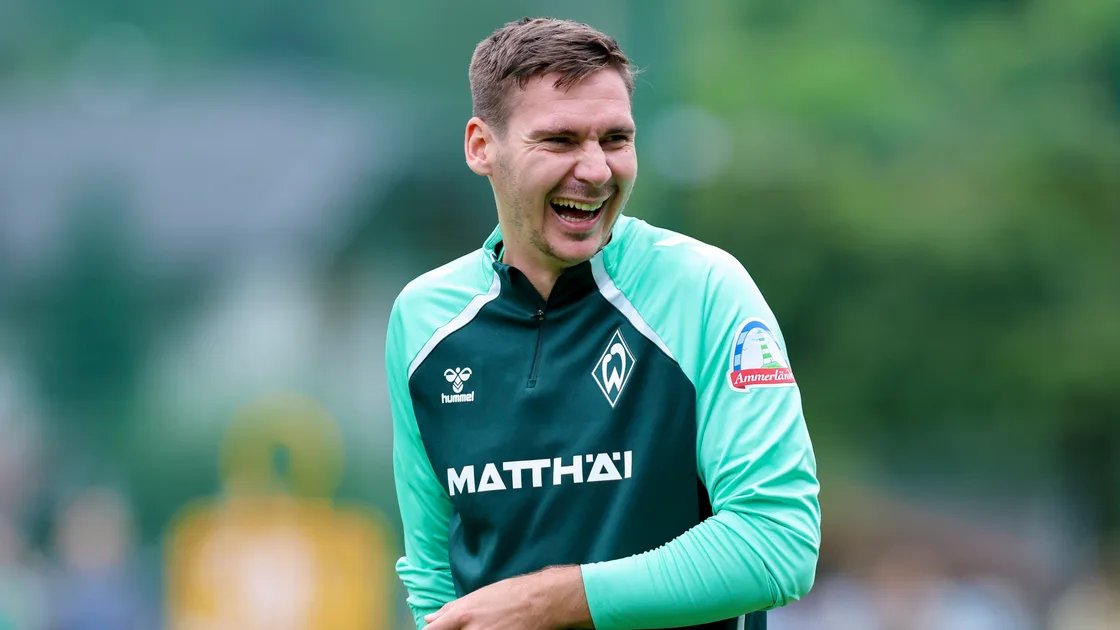 Schalke sign defender Maximilian Wöber